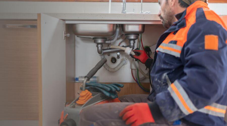 Professional slab leak plumber services in Louin, MS